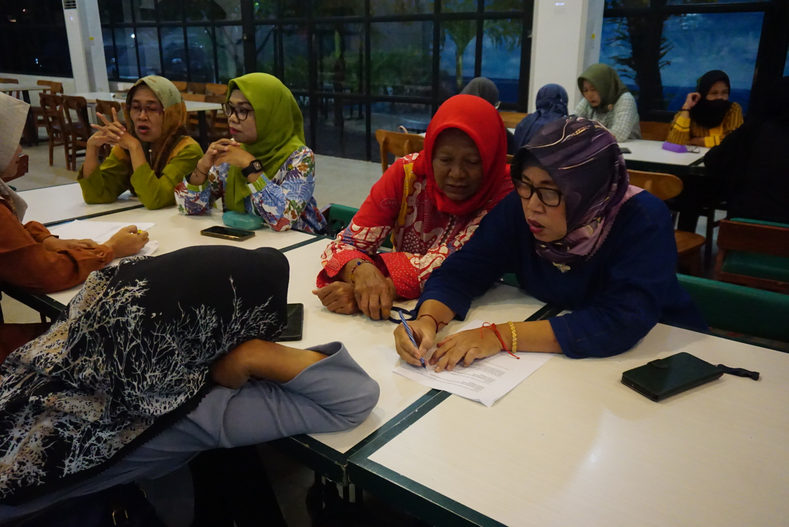 Kolaborasi EcoBhinneka Muhammadiyah dengan PKK Kratonan Dorong Usaha Ramah Lingkungan Menuju Ekonomi Hijau