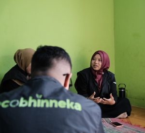 Dari Daun Pisang dan Gelas Puluhan Tahun di Temurejo